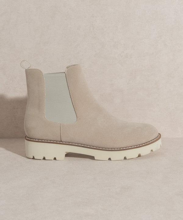 Gianna Chunky Sole Chelsea Boot - Oak & Ivy Boutique