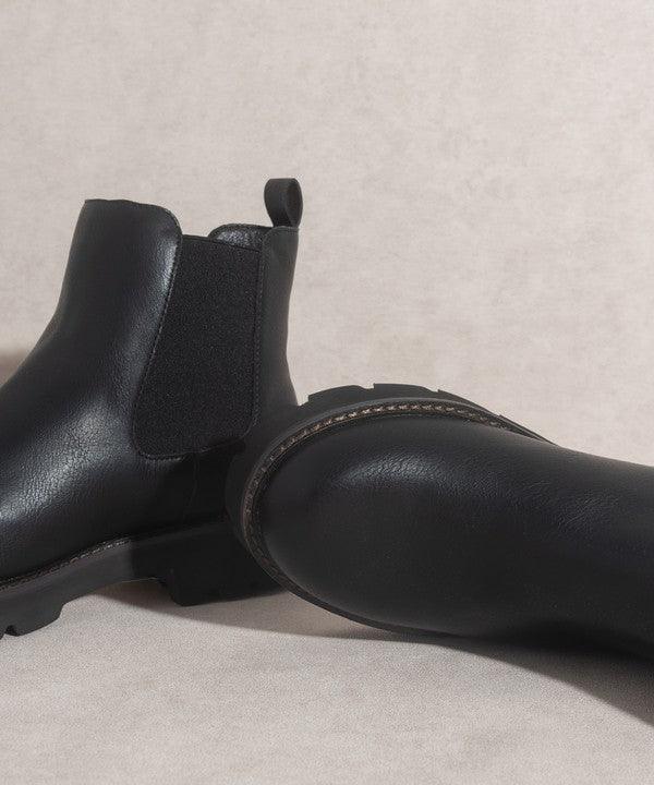 Gianna Chunky Sole Chelsea Boot - Oak & Ivy Boutique